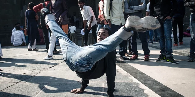 breakdance