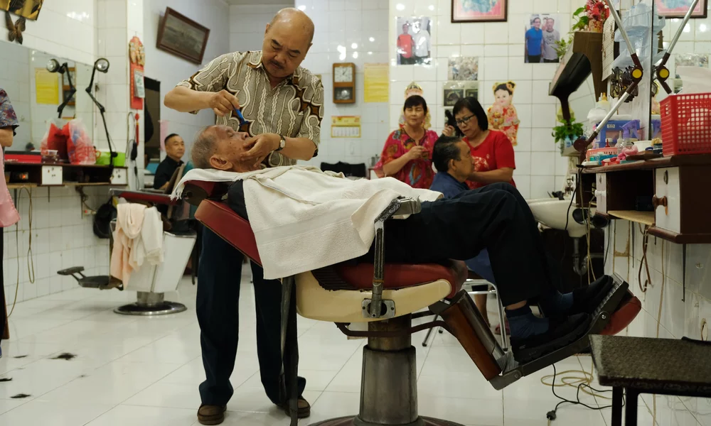 Chinese Indonesian hairdresser in Jakarta, Indonesia