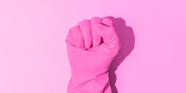 A deep dive into the pinky glove scandal 